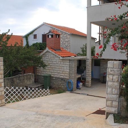 Apartment Milna 8896B Vis Exterior foto